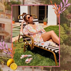 Cravings The Dolcezza Wrap Robe in Crema w. head scarf Floral Sz. S. Kimono